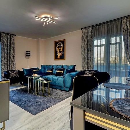 Luxury Apartament Bukarest Eksteriør billede